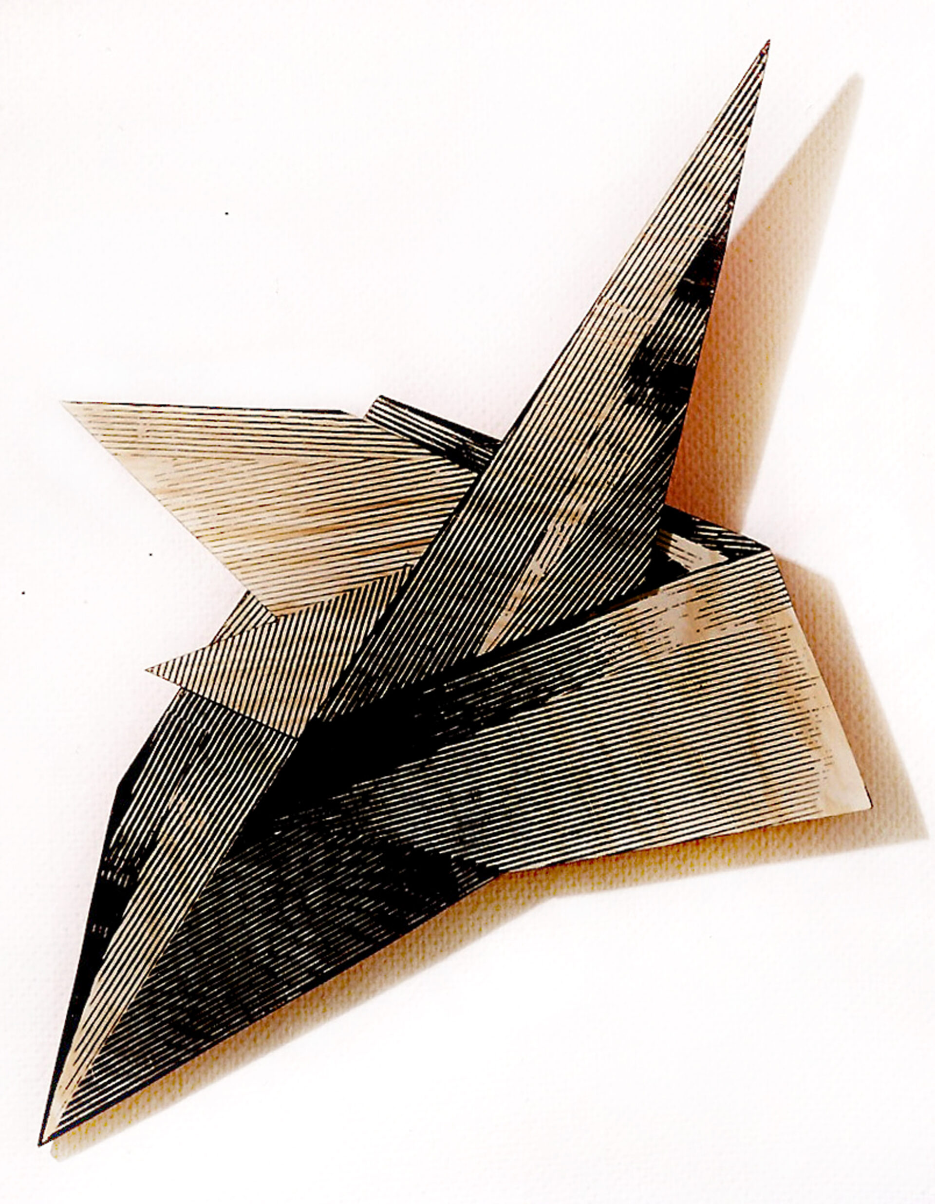 Konstverk av Kerstin Neij-Minnesklut, screen, plywood